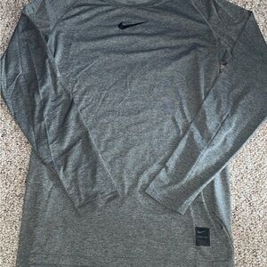 Nike Men's Heather Gray Long Sleeve Tee